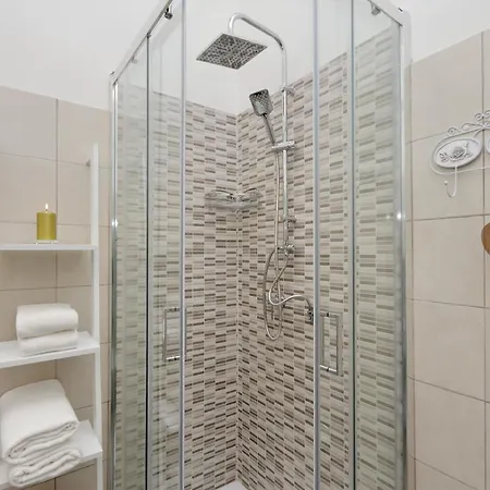 Deluxe Rooms&chilling Jacuzzi Gasthuis Rome