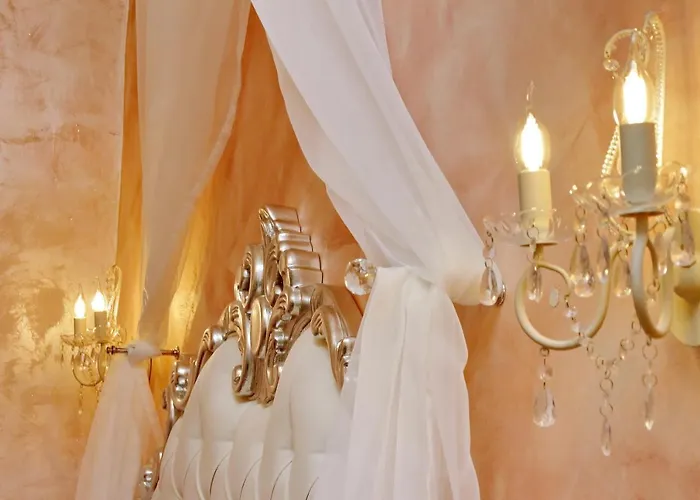 Deluxe Rooms&one Chilling Jacuzzi Maison d'hôtes 4*